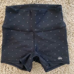 Alo yoga biker shorts